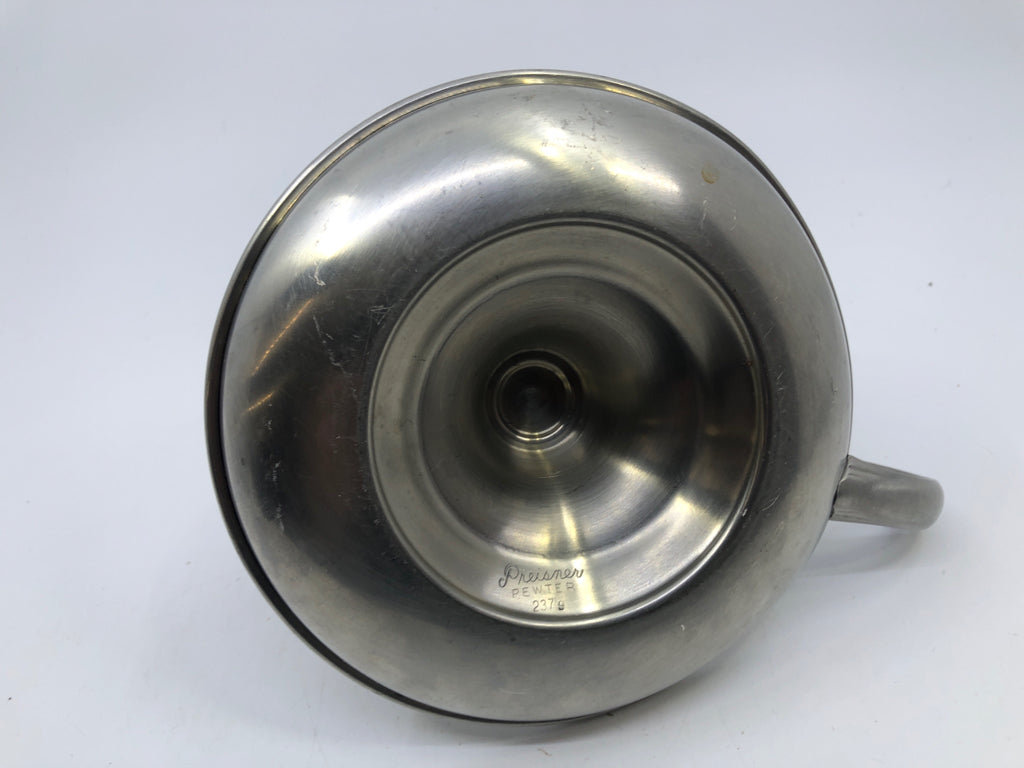 PEWTER TAPER CANDLE HOLDER W HANDLE.