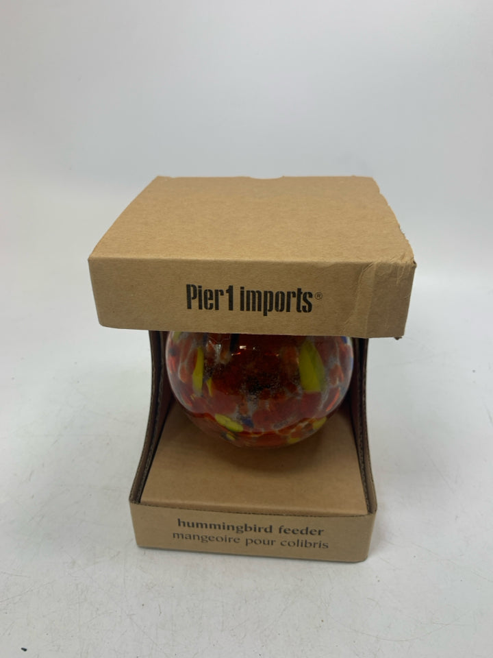 NIB BLOWN GLASS HUMMINGBIRD FEEDER.