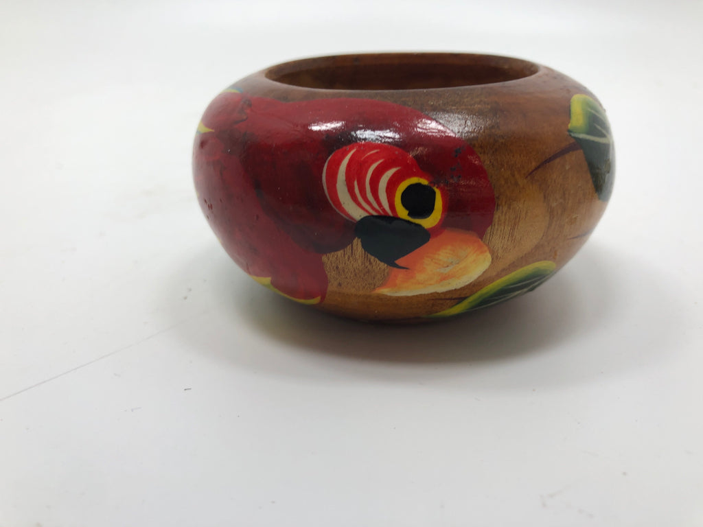 SMALL WOOD BOX W/PAINTED PARROT.