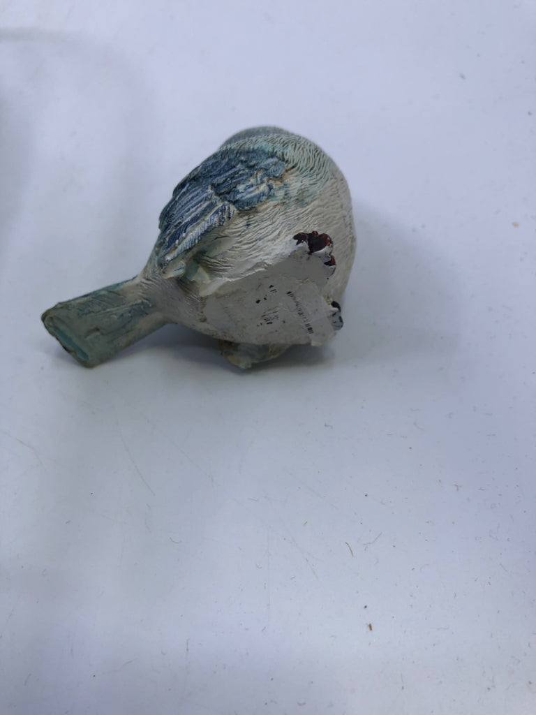 CERAMIC BLUE WHITE BIRD.