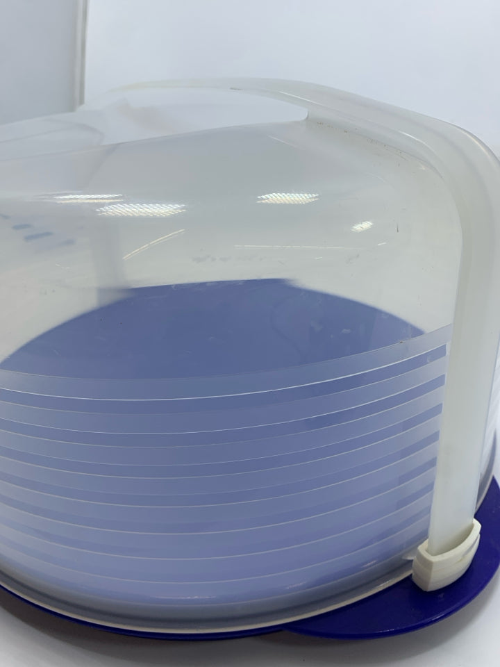 VTG TUPPERWARE ROUND CAKE SAVER.