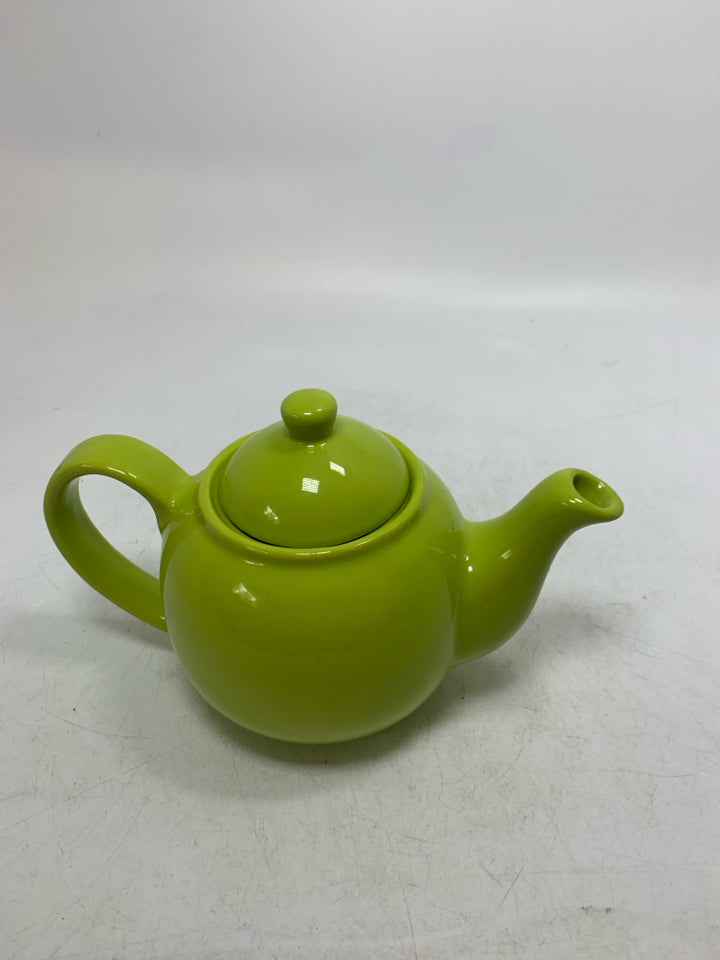 TEA POT FOR ONE CERAMIC TEAPOT.
