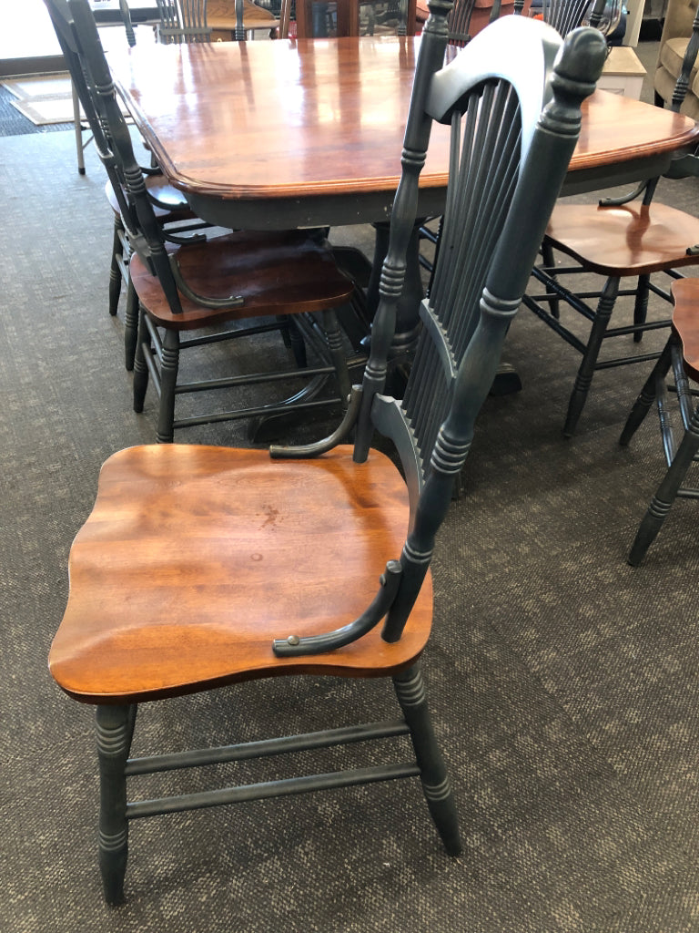 WOOD & SLATE BLUE TABLE W/8 CHAIRS & 2 LEAVES INSIDE.