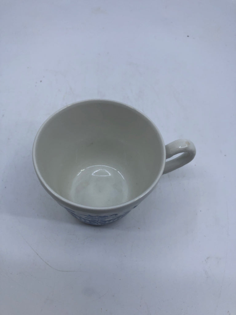 8PC BLUE HERITAGE ONION PATTERN TEA SET- 4 CUPS, 4 SAUCERS.