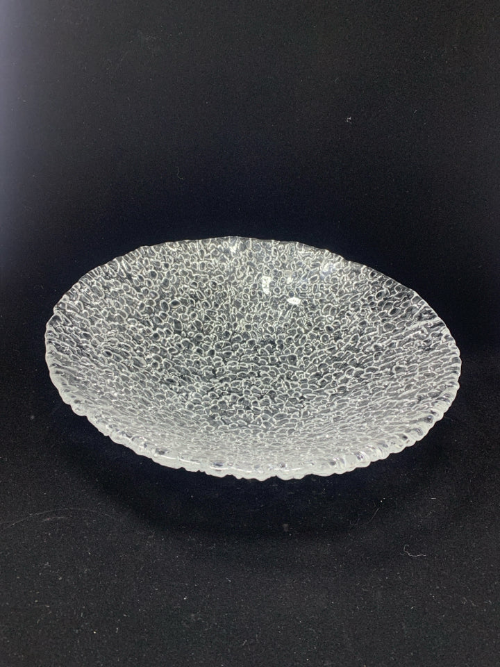 TEXTURED BUBBLE GLASS SERVING BOWL.
