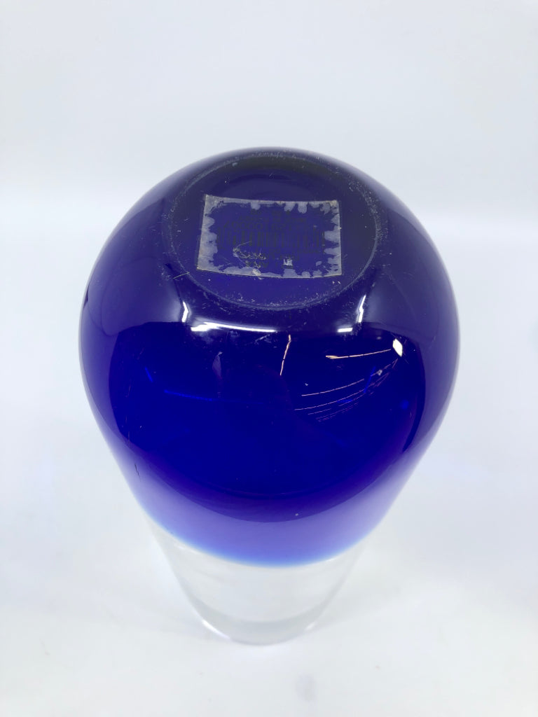 BLUE TO CLEAR GLASS VASE.