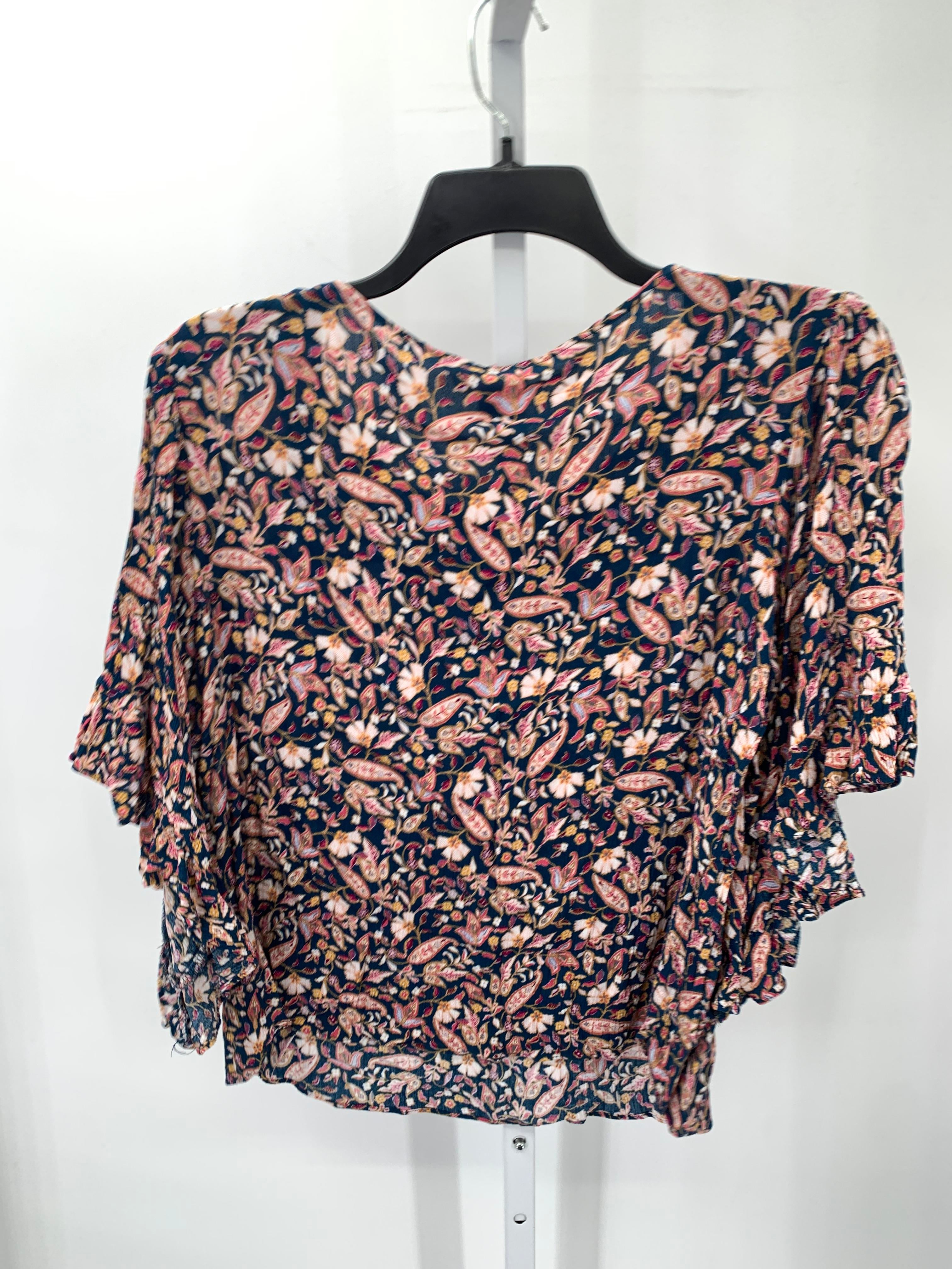 Lauren Conrad Size Large Misses Short Sleeve Shirt