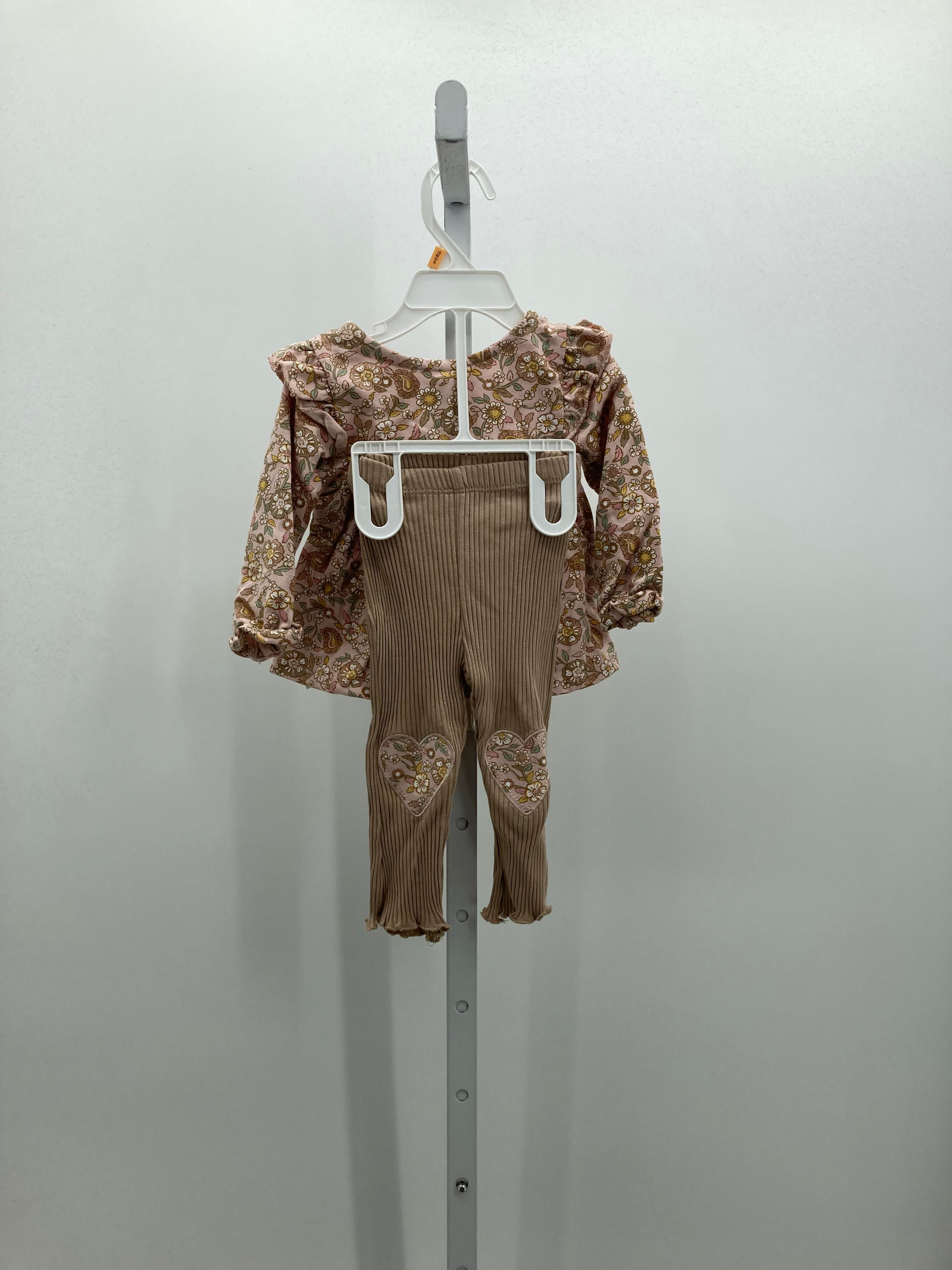Chick Pea Size 6-9 mon Girls 2 Pieces