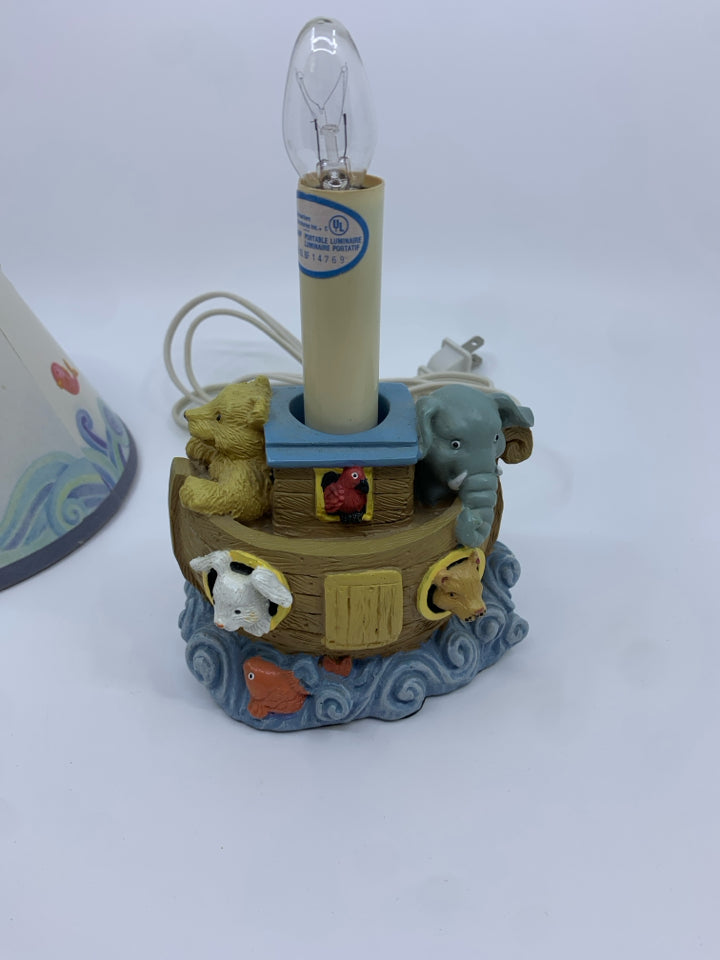 SMALL NOAH'S ARK LAMP.
