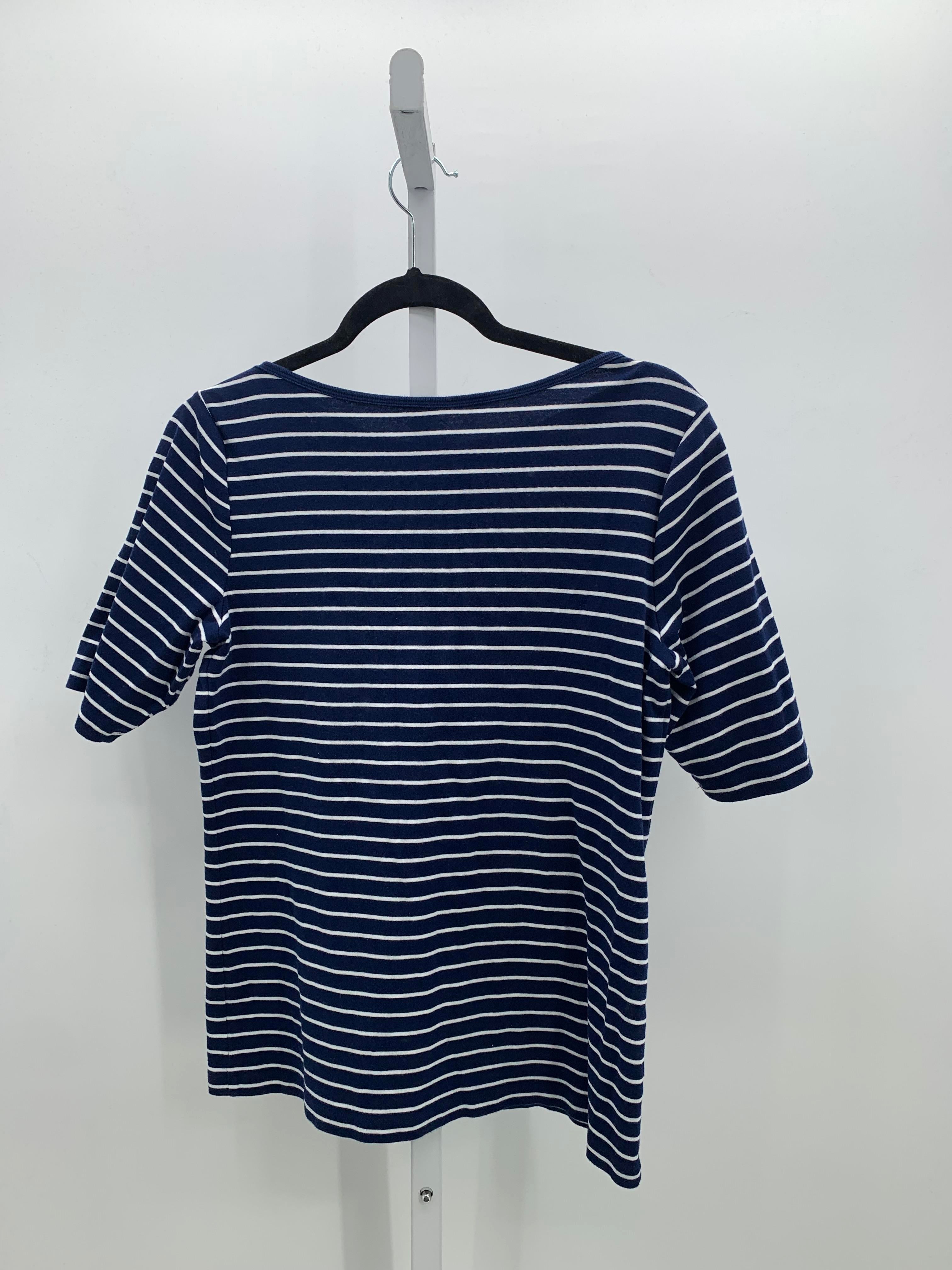 St. Johns Bay Size Medium Misses Short Sleeve Shirt
