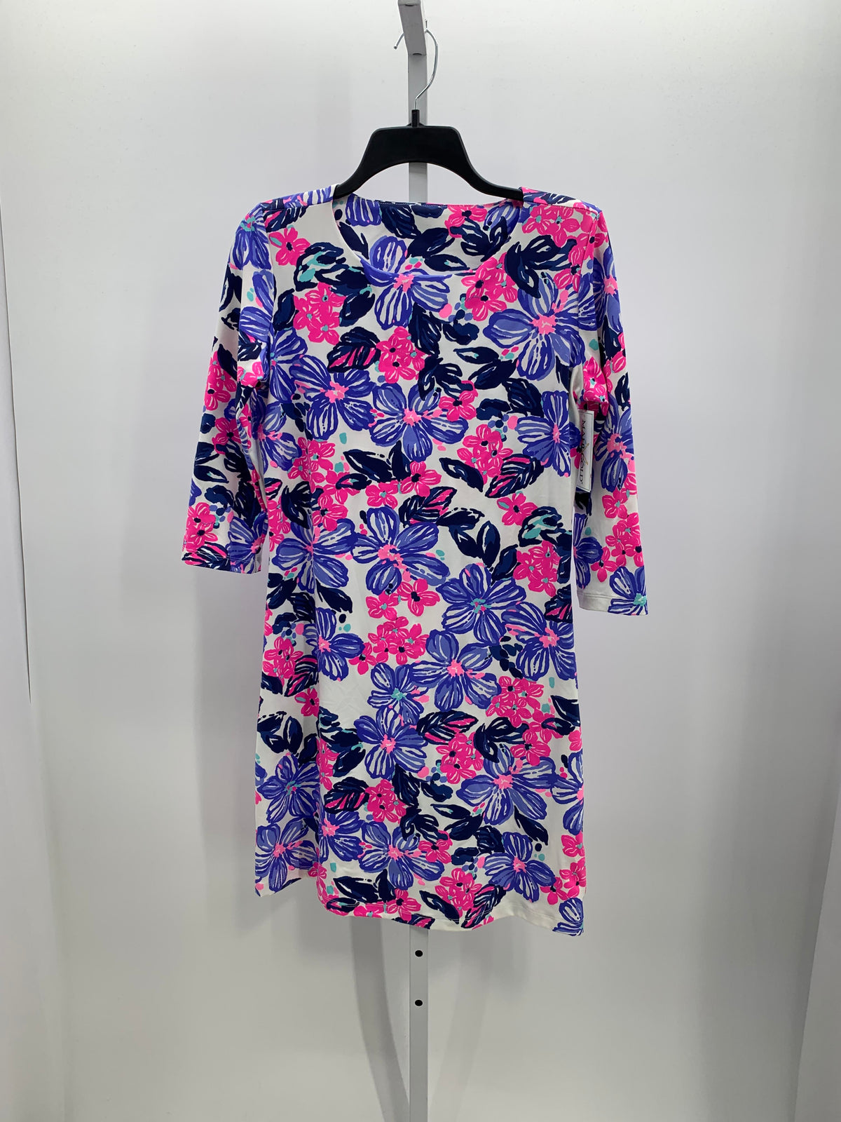 Size Medium Misses 3/4 Sleeve Dress