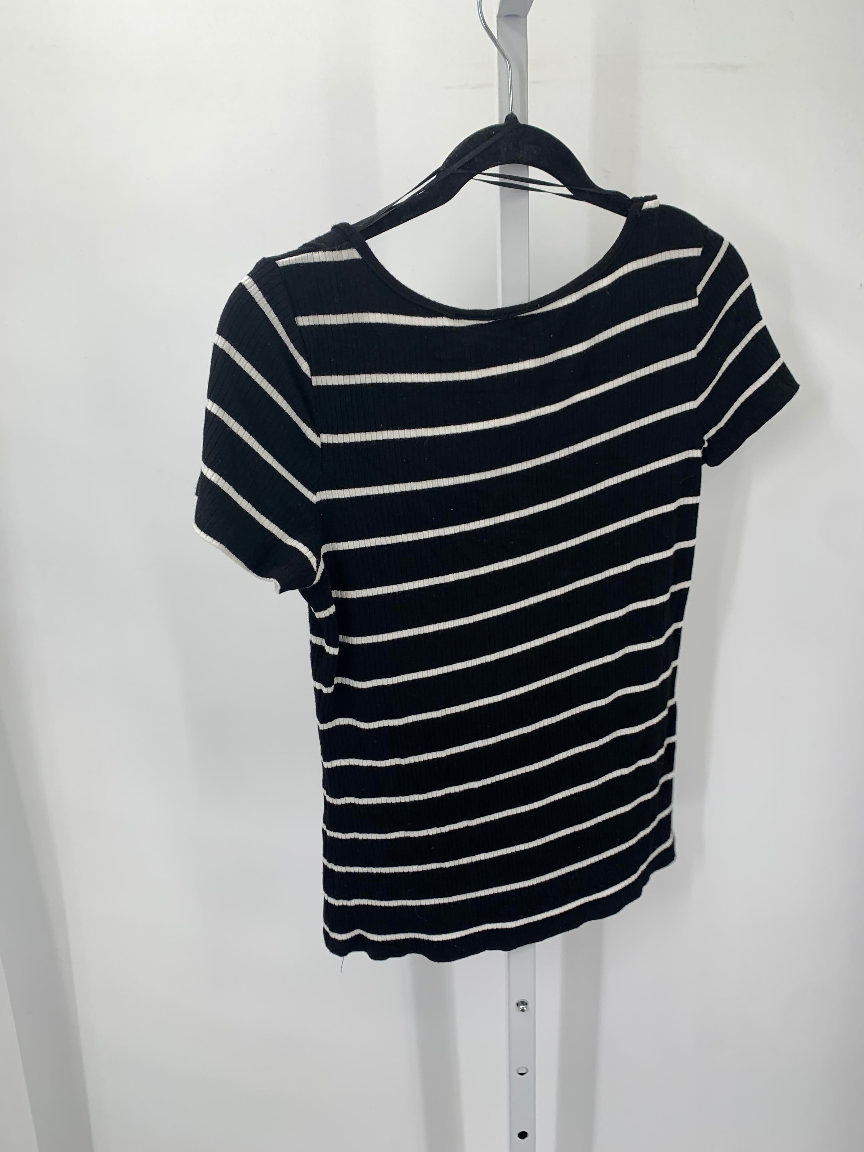 cyrus Size Medium Misses Short Sleeve Shirt