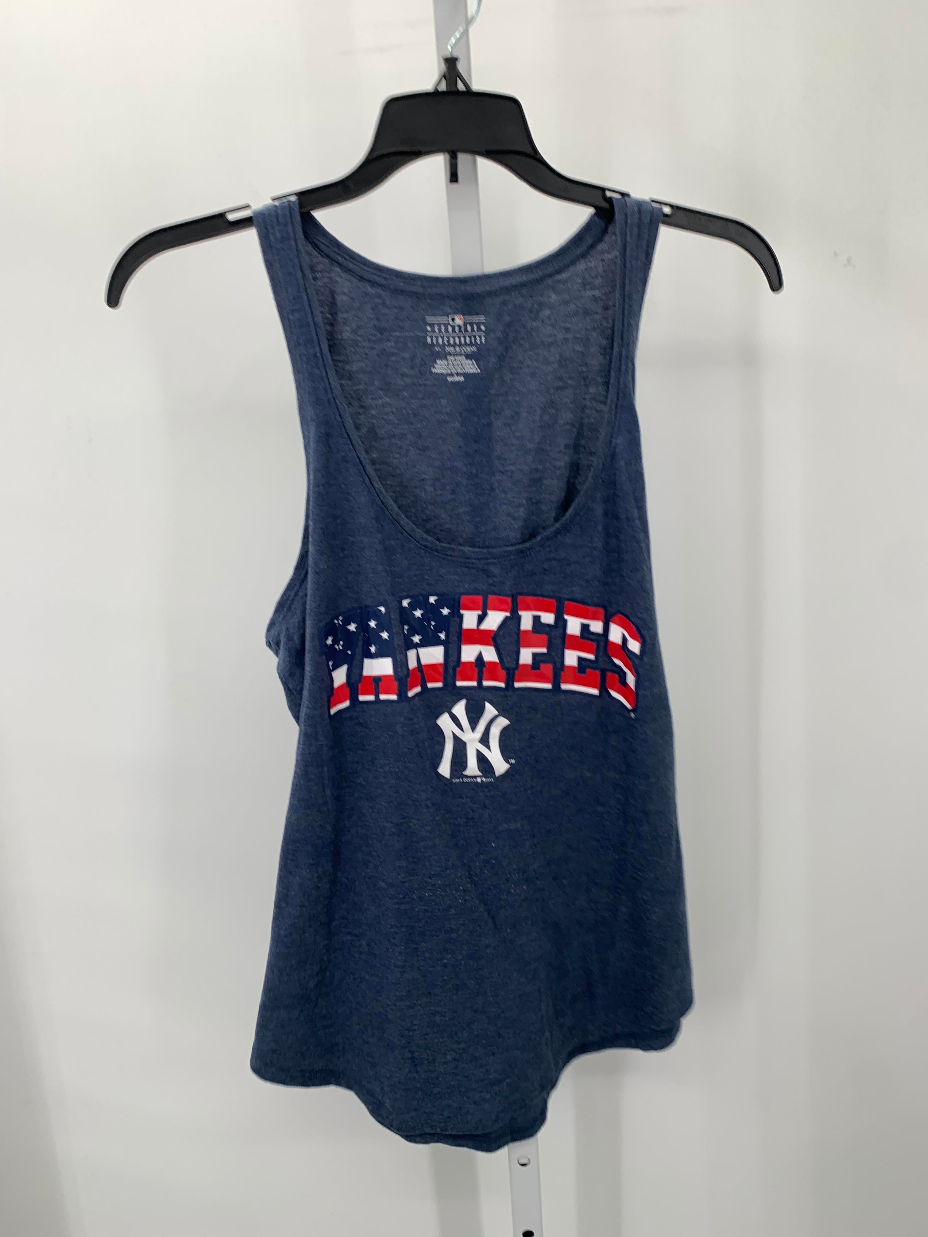 Genuine Merchandise Size Large Misses Tank