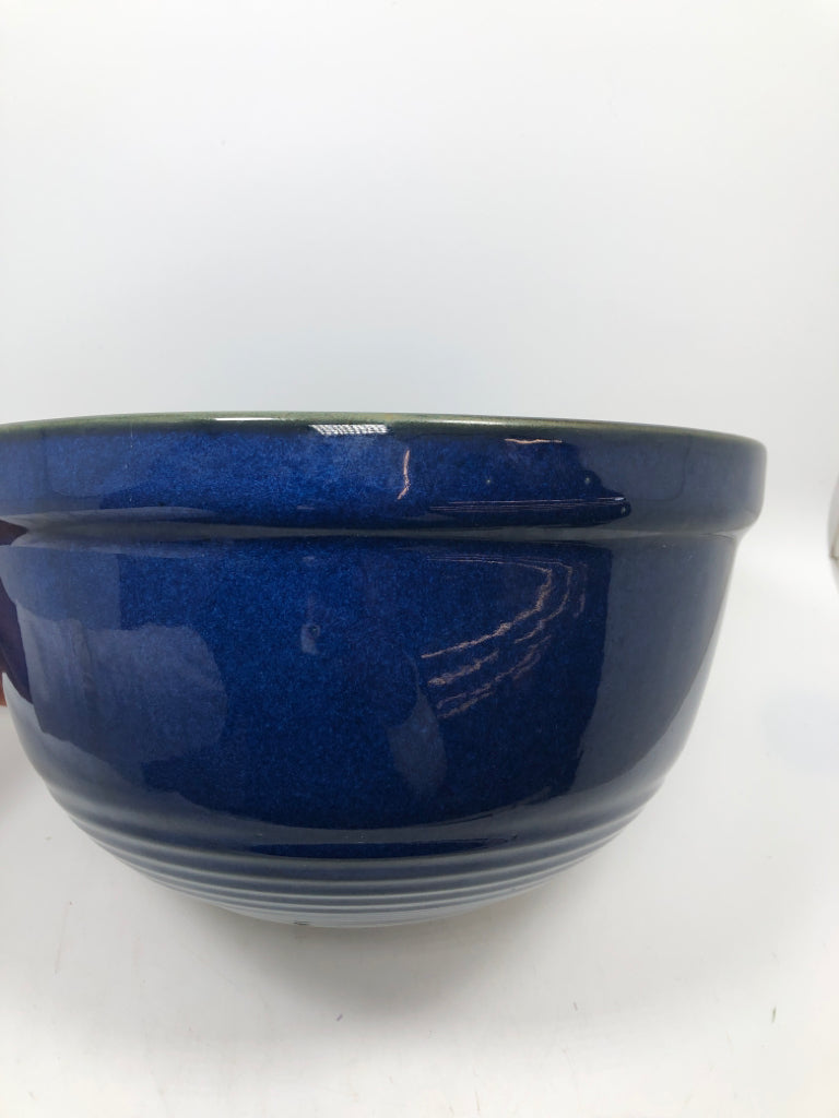 BLUE GLAZE CERAMIC BOWL.