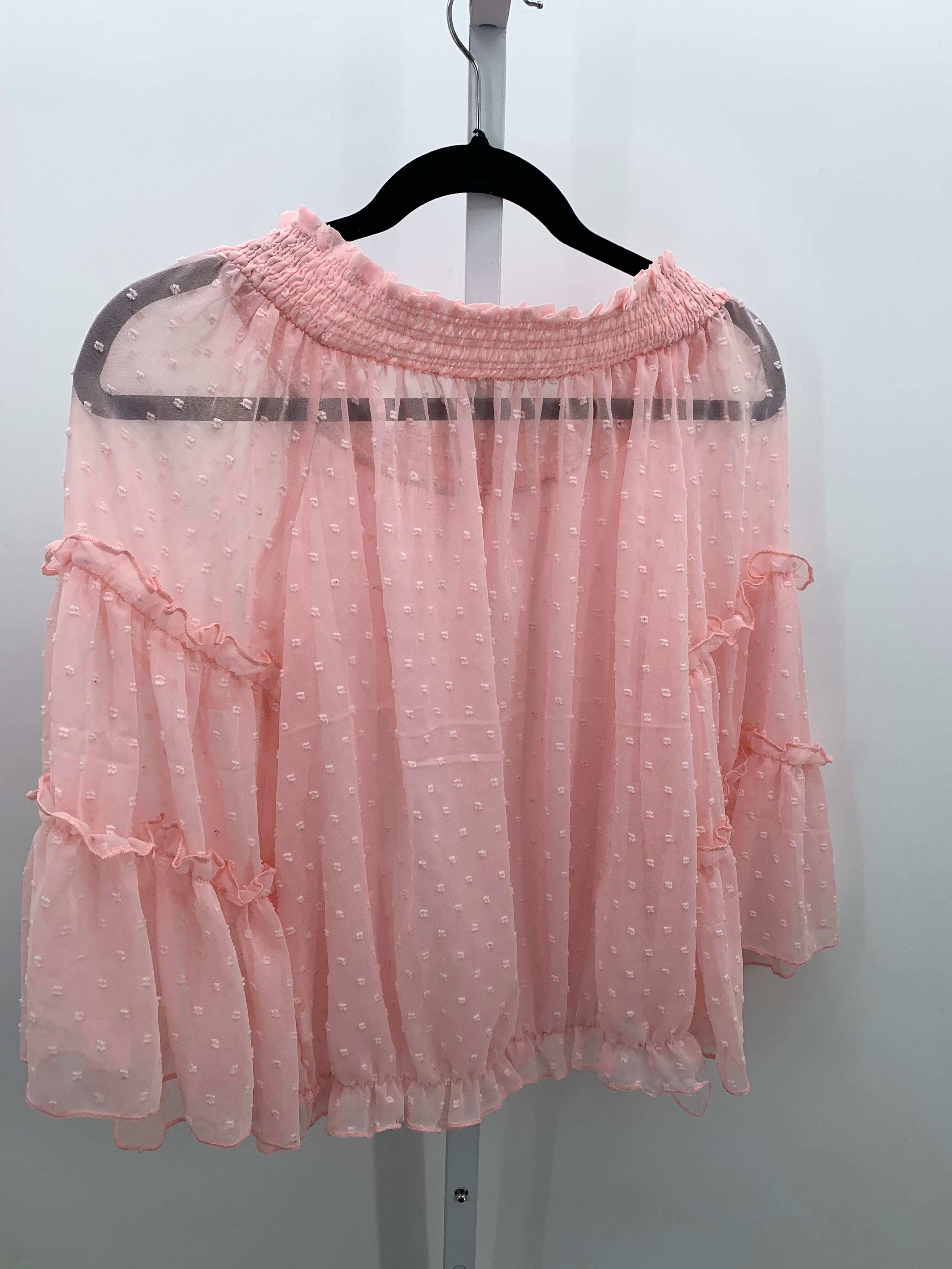 Size Medium Misses 3/4 Sleeve Shirt