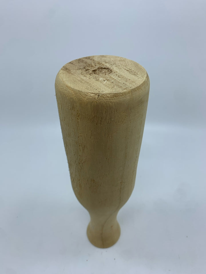 RAW WOOD VASE.