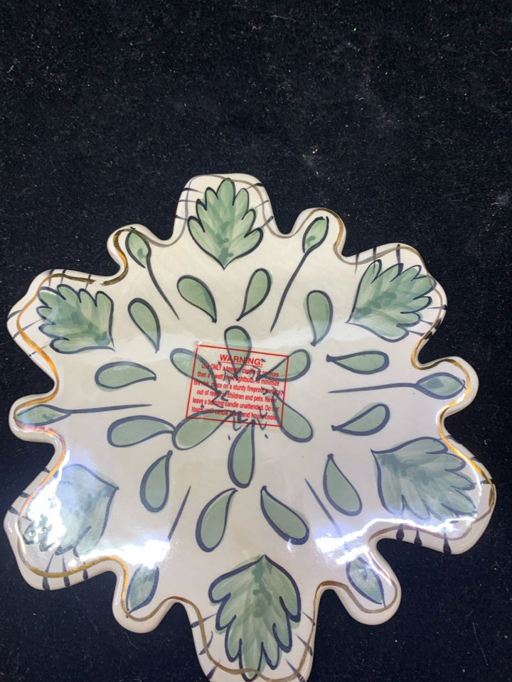 CERAMIC LEAF SHAPED CANDLE PLATE.