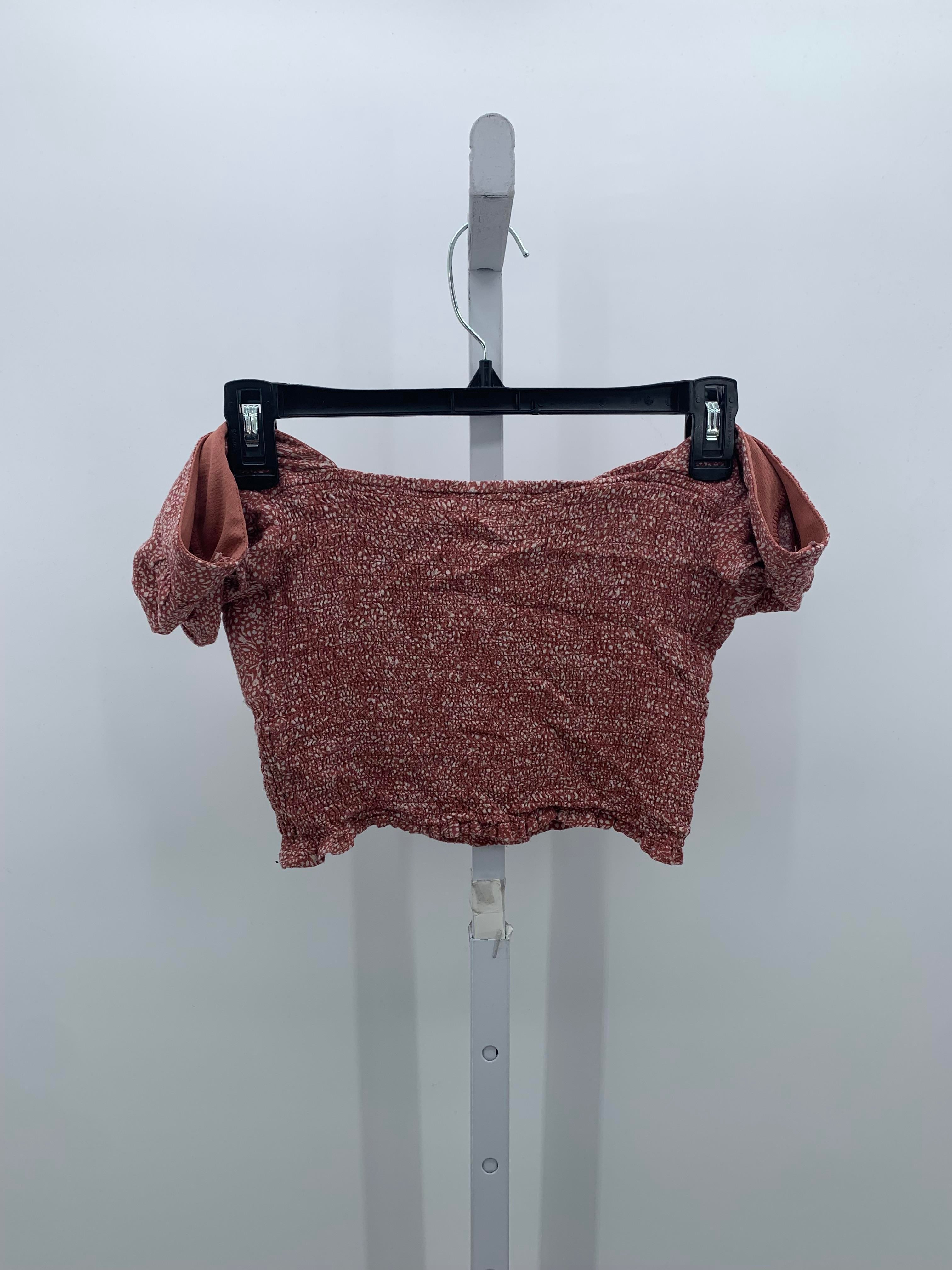 Size Small Juniors Short Sleeve Shirt