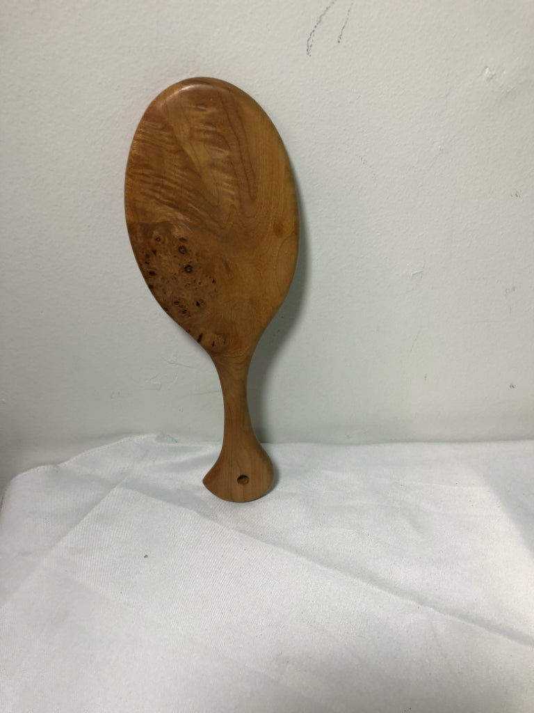 VTG WOOD HANDLED MIRROR.