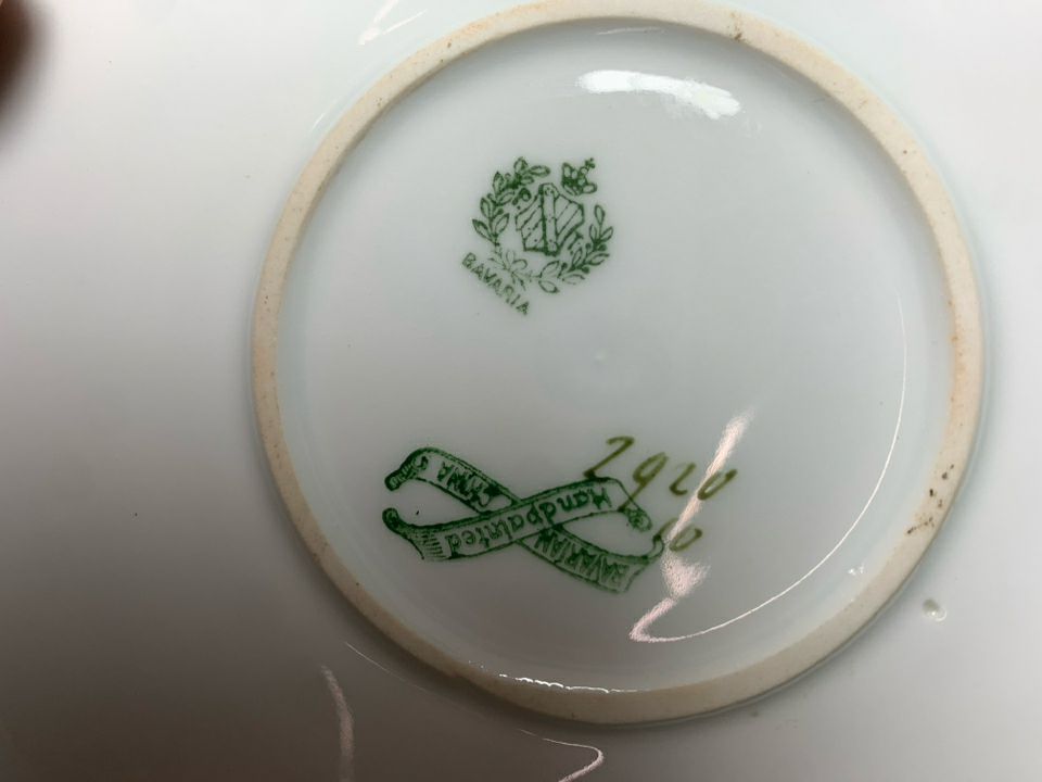 VTG YELLOW FLORAL W GOLD ACCENTS PLATE W HANDLES.