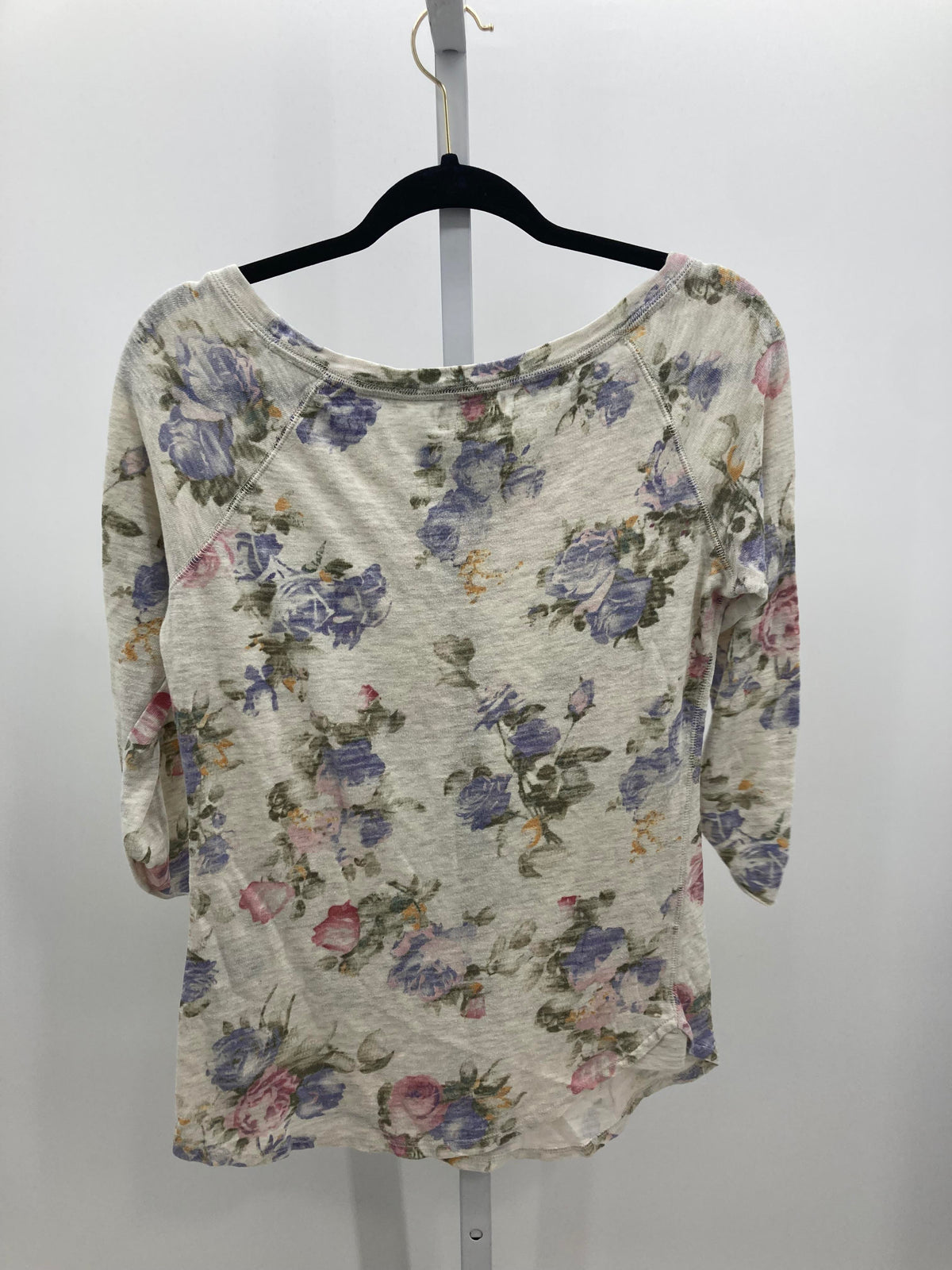 Garage Size Medium Juniors 3/4 Sleeve Shirt