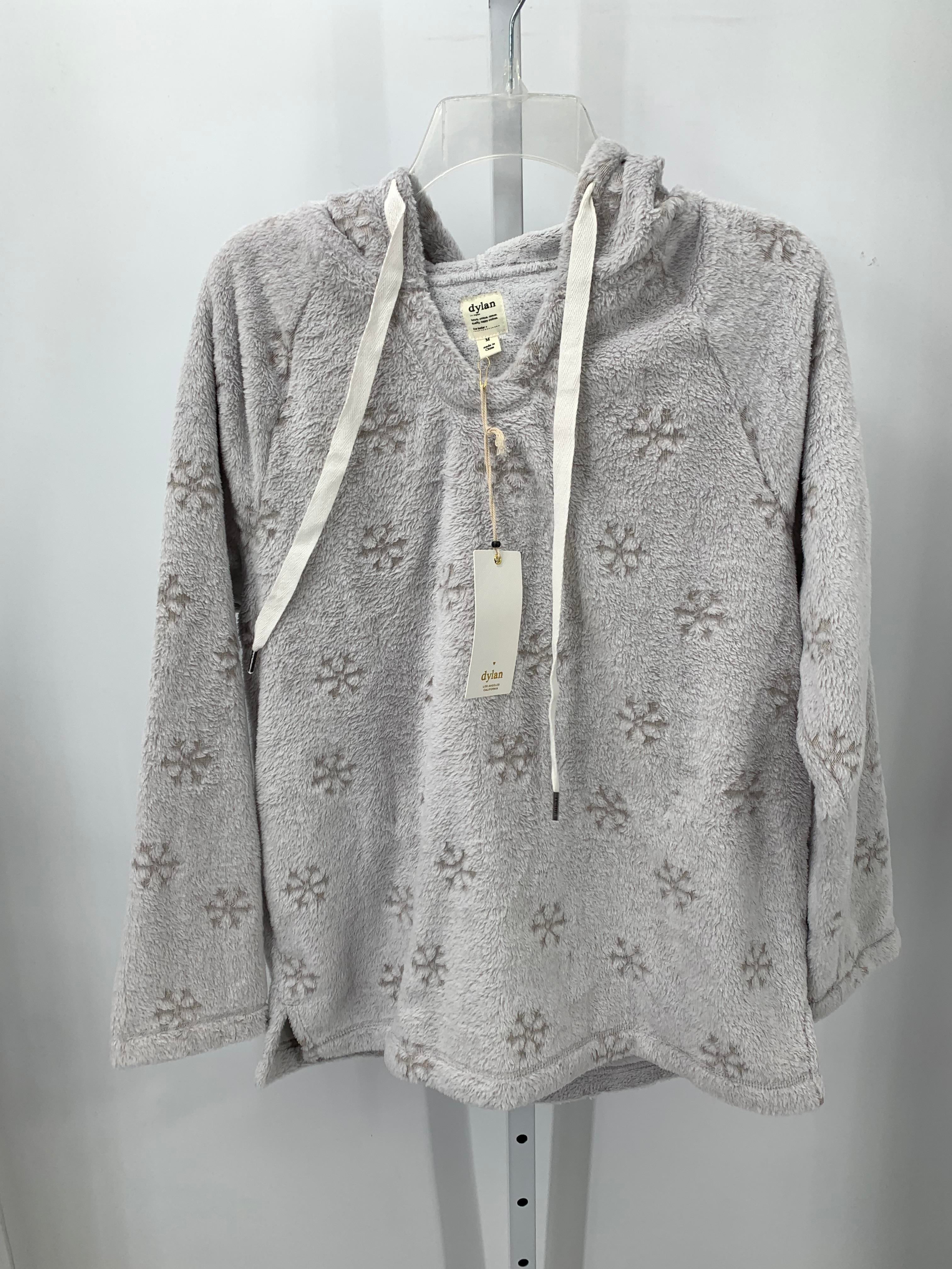 dylan Size Medium Misses Long Sleeve Shirt