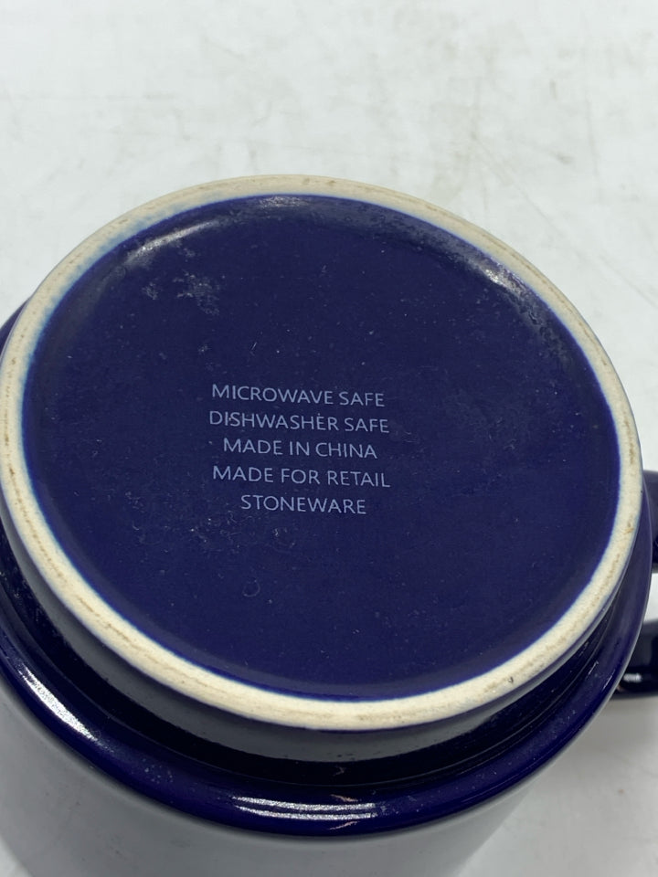 SNUGGLE SEASON BLUE CERAMIC MUG.