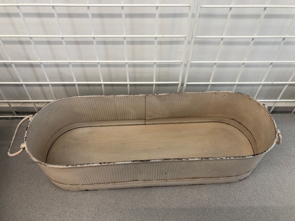 RUSTIC METAL OVAL PLANTER.