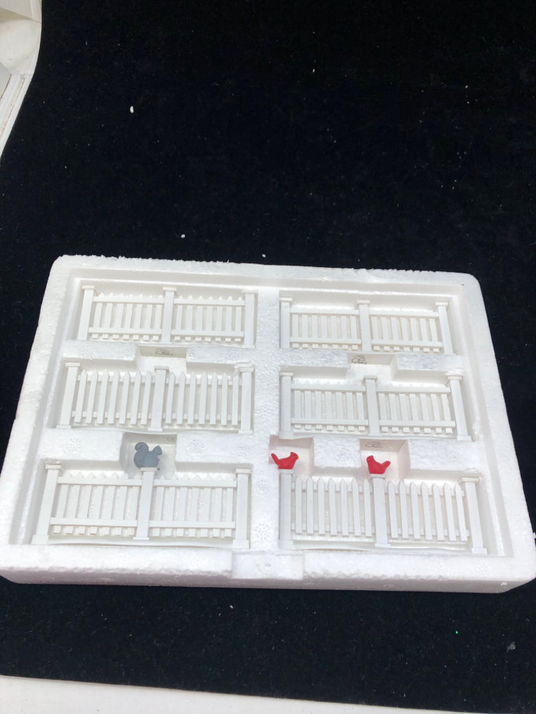 DEPT 56 6 WHITE PICKET FENCE EXTENSIONS VILLAGE ACCESSORIES.