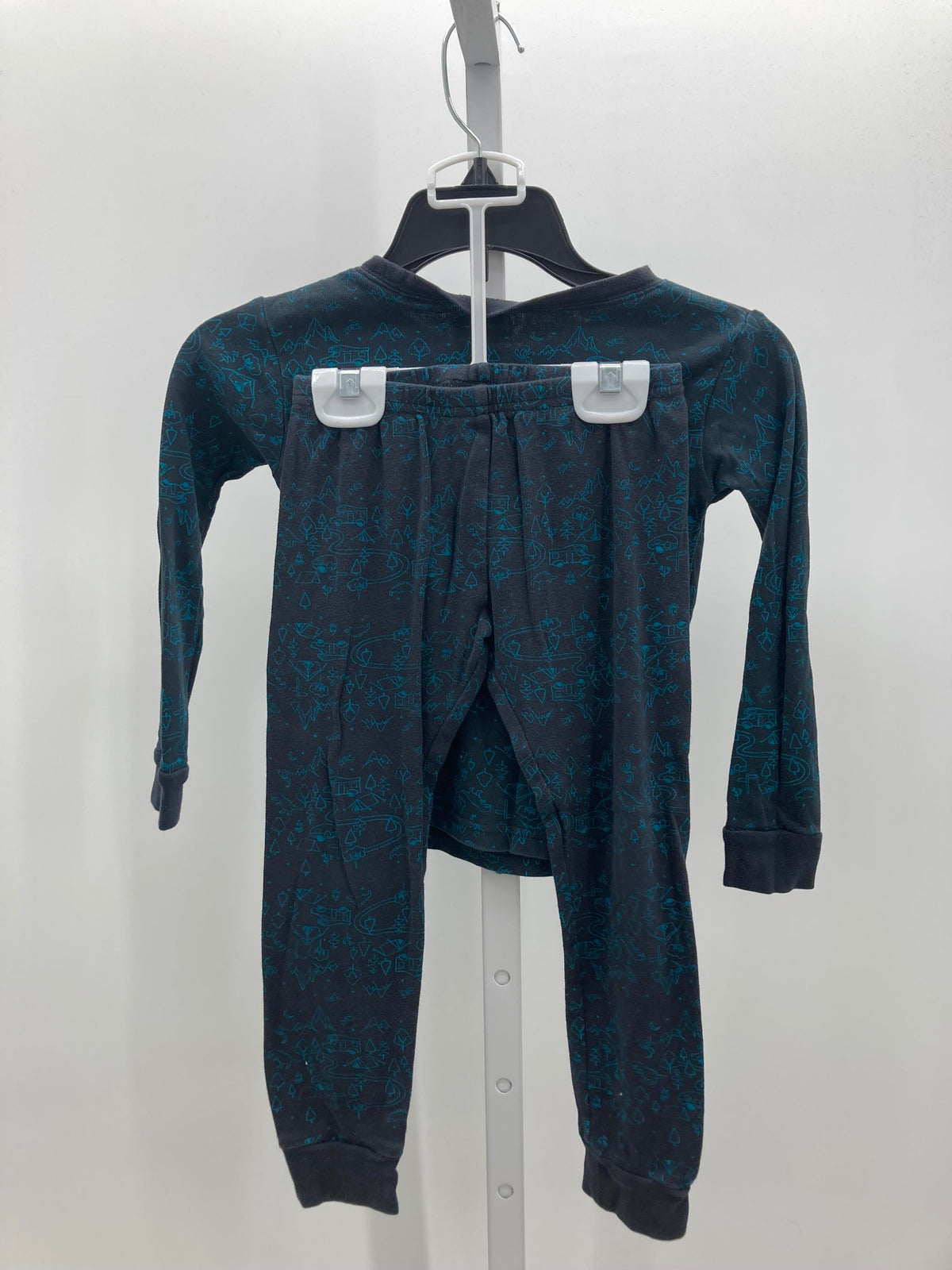 CAMPING PATTERN KNIT