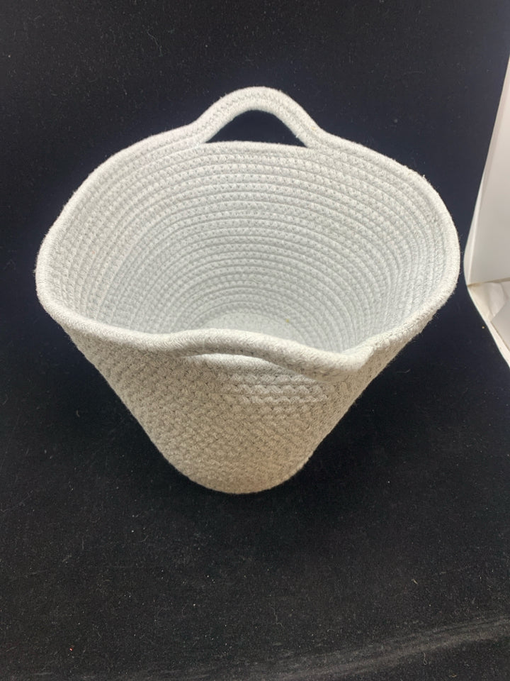 GREY CLOTH WEAVE STORAGE BIN W/HANDLES.