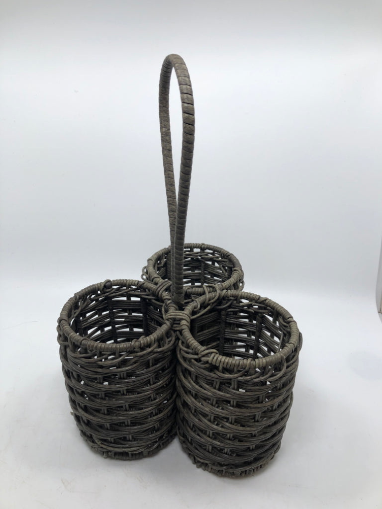 3-SECTION GRAY WICKER ORGANIZER.