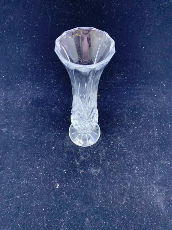 FOOTED CUT GLASS BUD VASE.