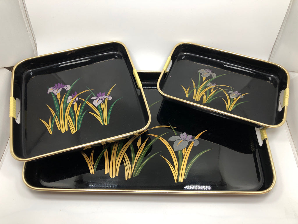 3PC VTG STYLE BLACK NESTING SERVING TRAYS W/PURPLE FLORALS.