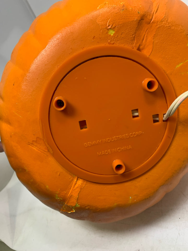 WIDE JACKO LANTERN LIGHT UP PUMPKIN.