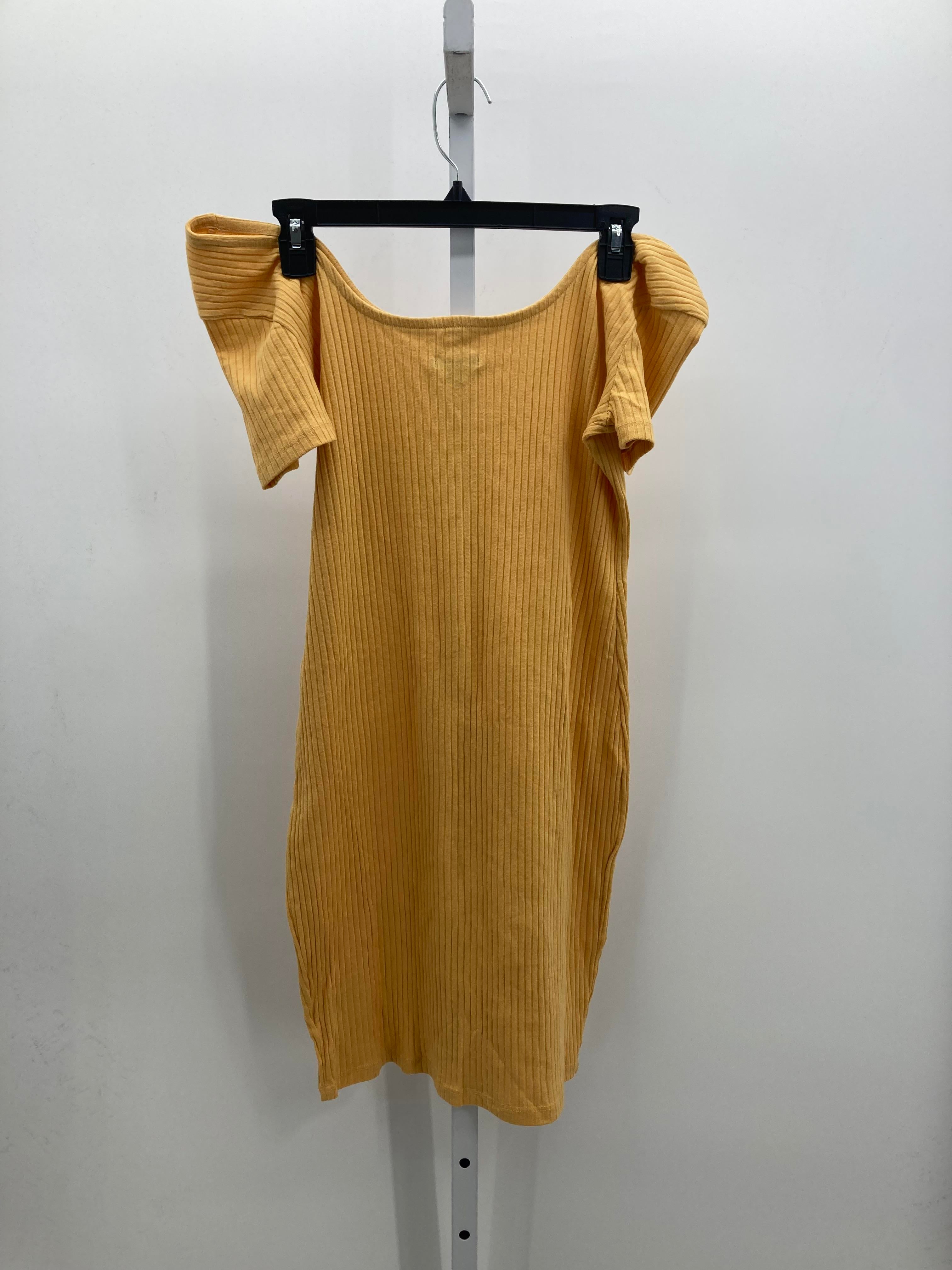 Wild Fable Size Large Juniors Short Sleeve Dress