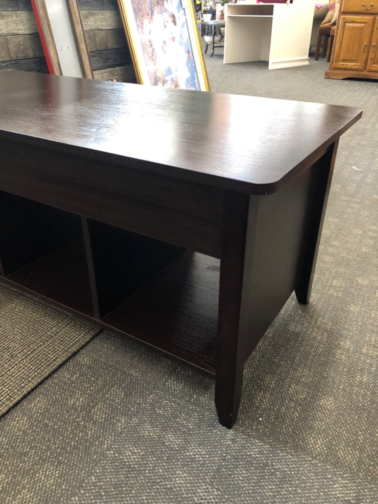 DARK FAUX CHERRY WOOD LIFT TOP COFFEE TABLE W/ 3 CUBBIES.