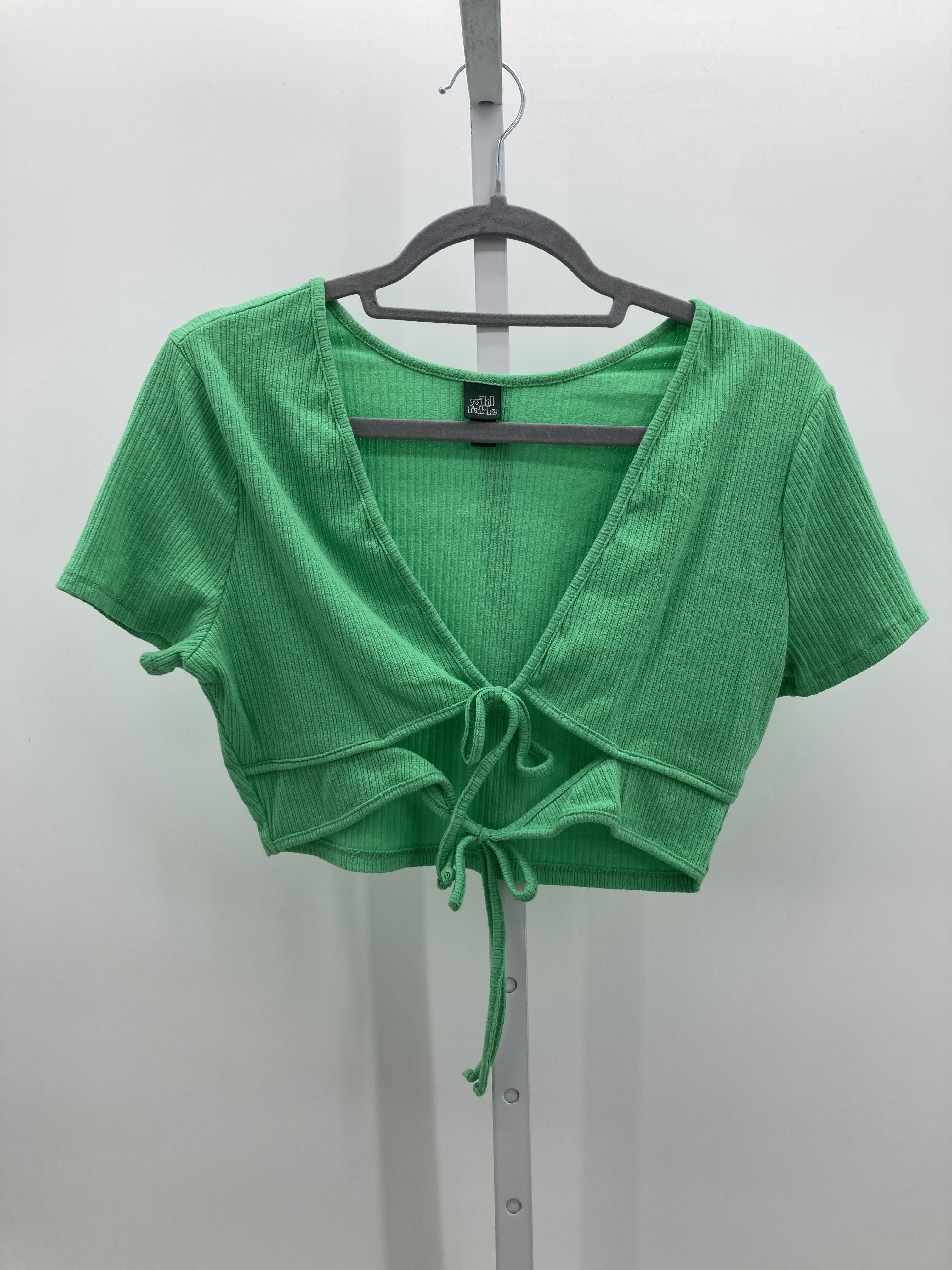 Wild Fable Size Large Juniors Short Sleeve Shirt