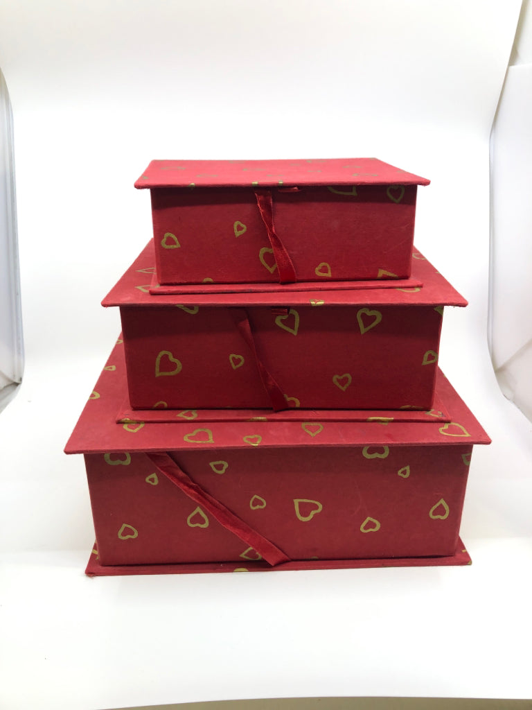 3 RED W/ GOLD HEARTS NESTING BOXES.