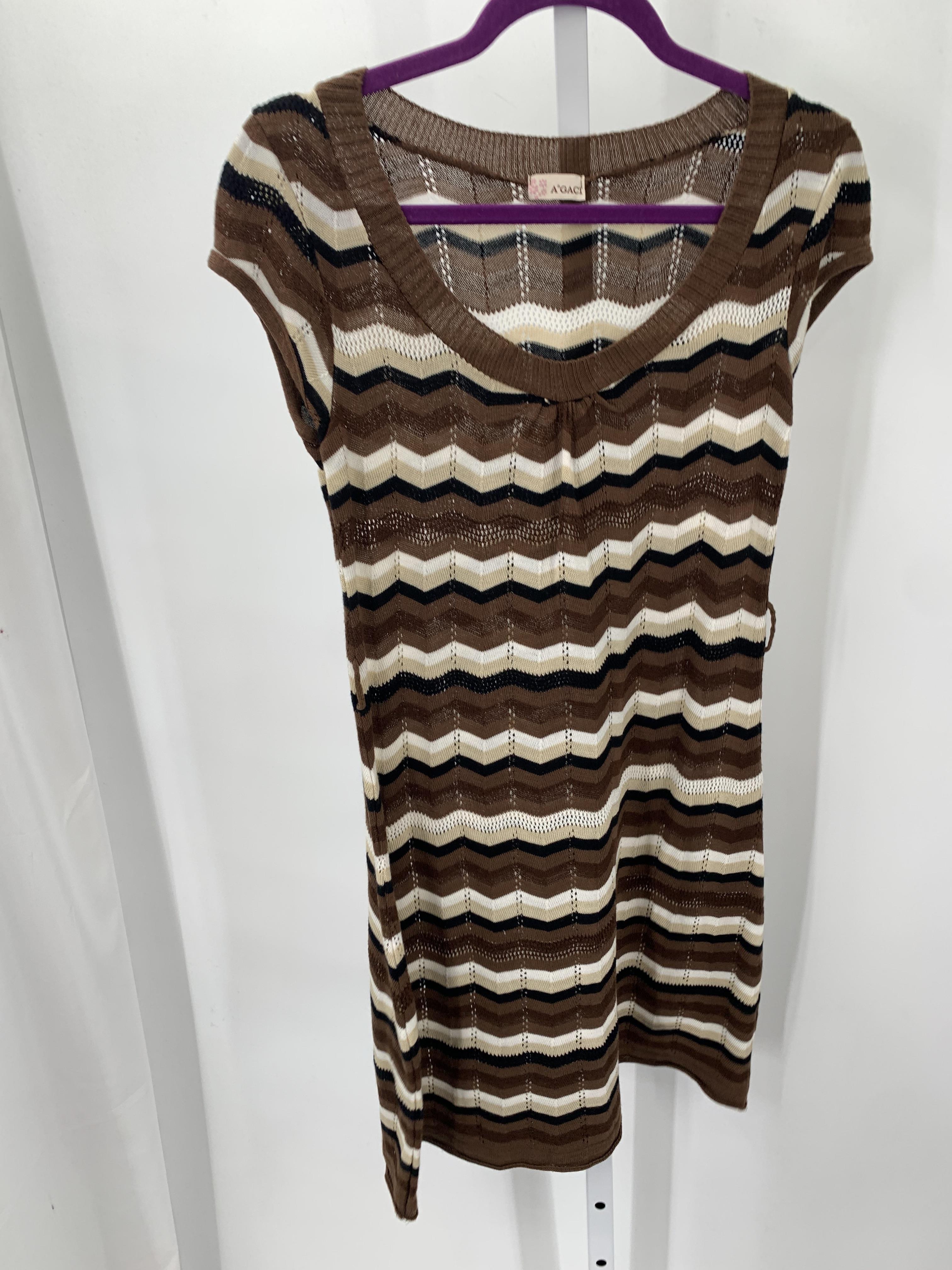 Size Large Juniors Short Sleeve Dress