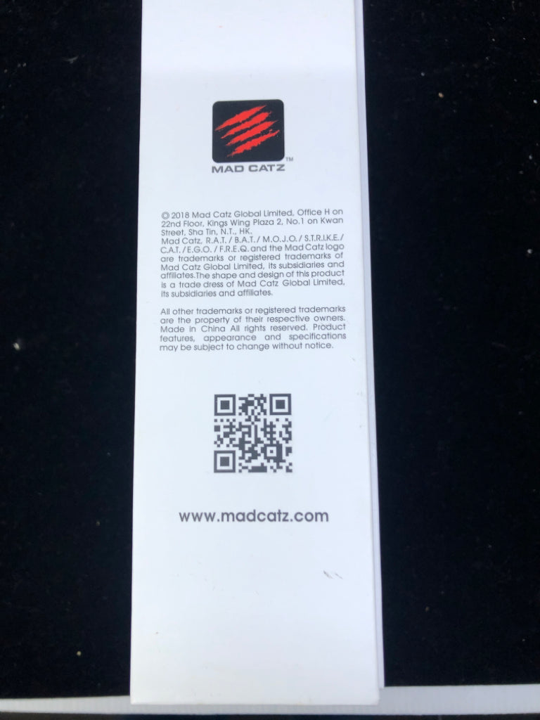 NIB MAD CATZ M O J O M1 HOLLOW PYRAMID GAMING MOUSE