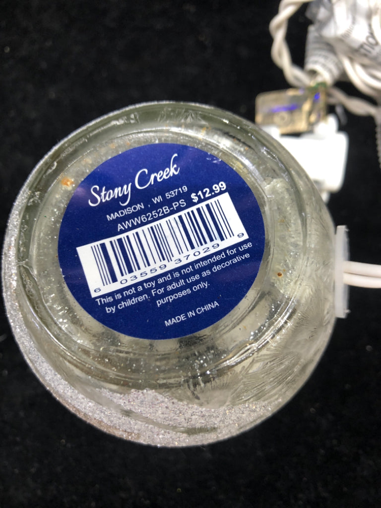 SMALL GLITTER TREE LIGHT UP DECOR.