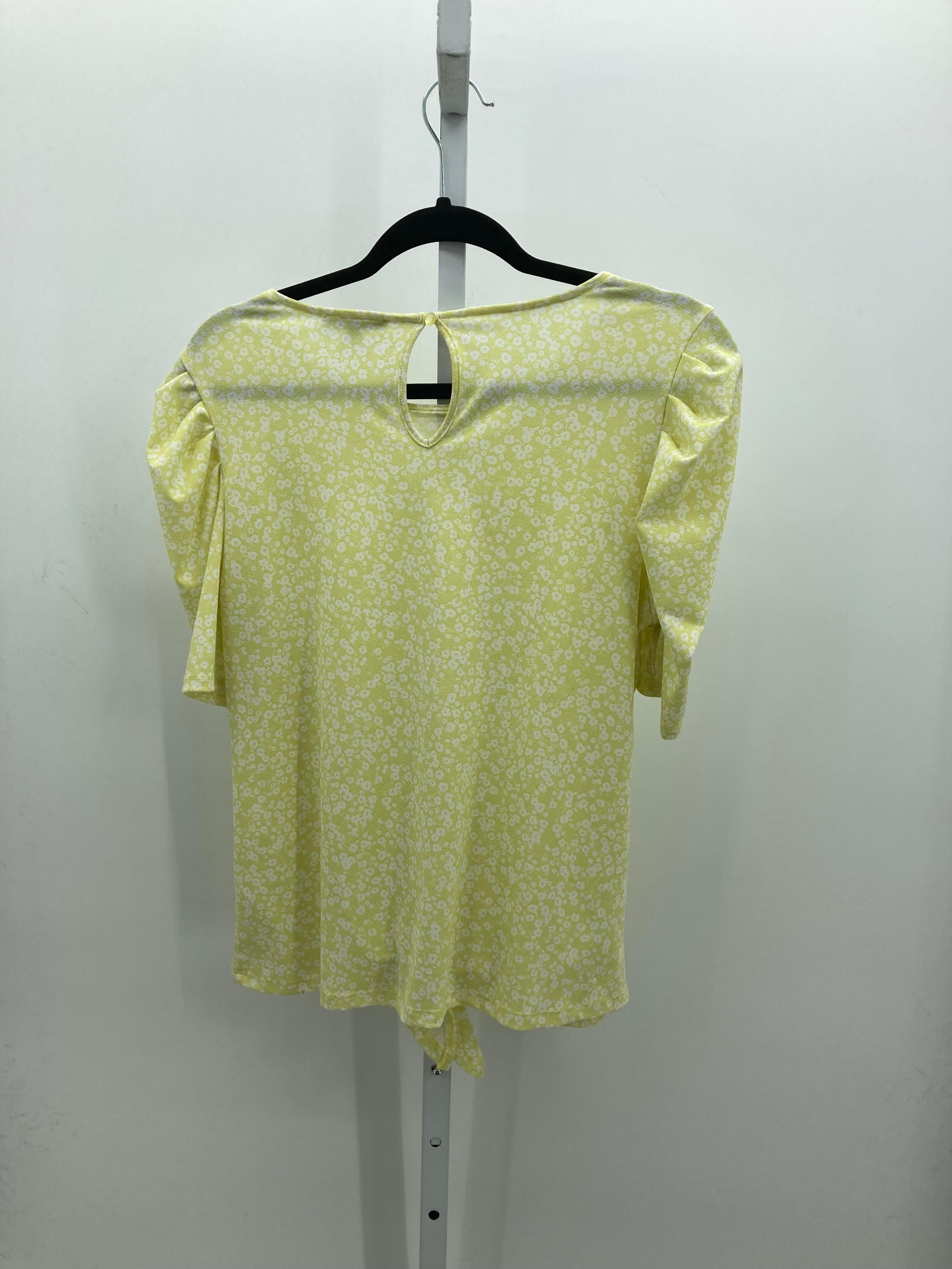 Adrianna Papell Size Medium Misses Short Sleeve Shirt