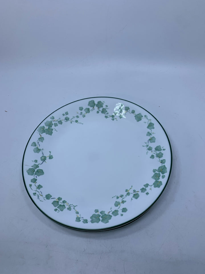4 FLUTED SWIRL IVY DINNER PLATES W/ GREEN EDGE.