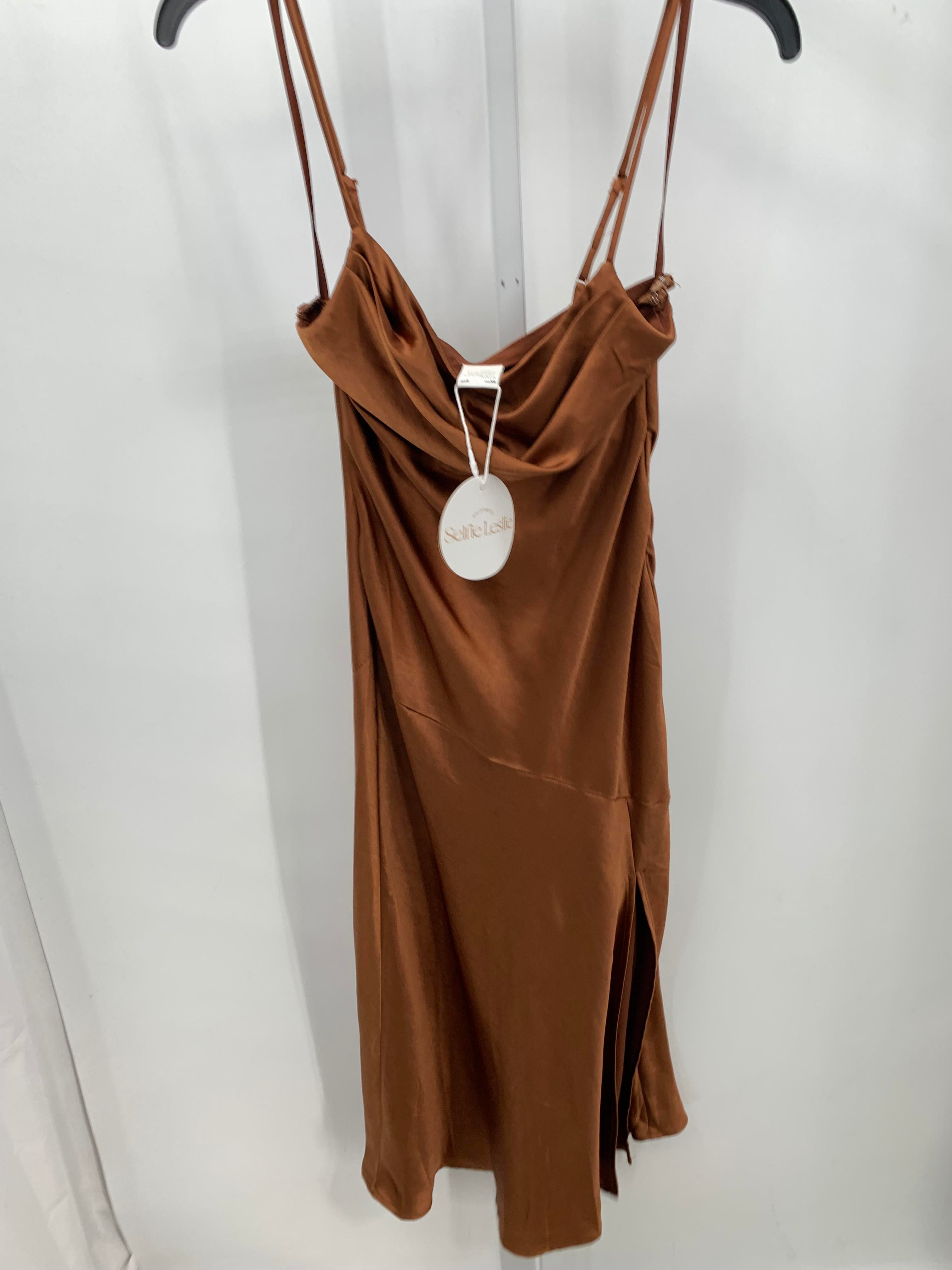 Size X Small Juniors Sleeveless Dress