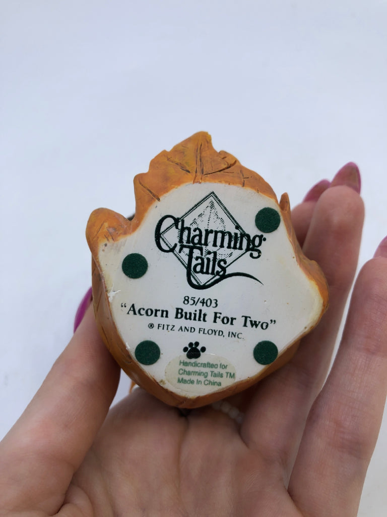 CHARMING TAILS "ACORN BUILT FOR TWO" MICE IN ACORN.