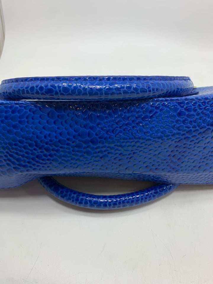 BLUE REPTILE DESIGNED WINE COOLER BAG.