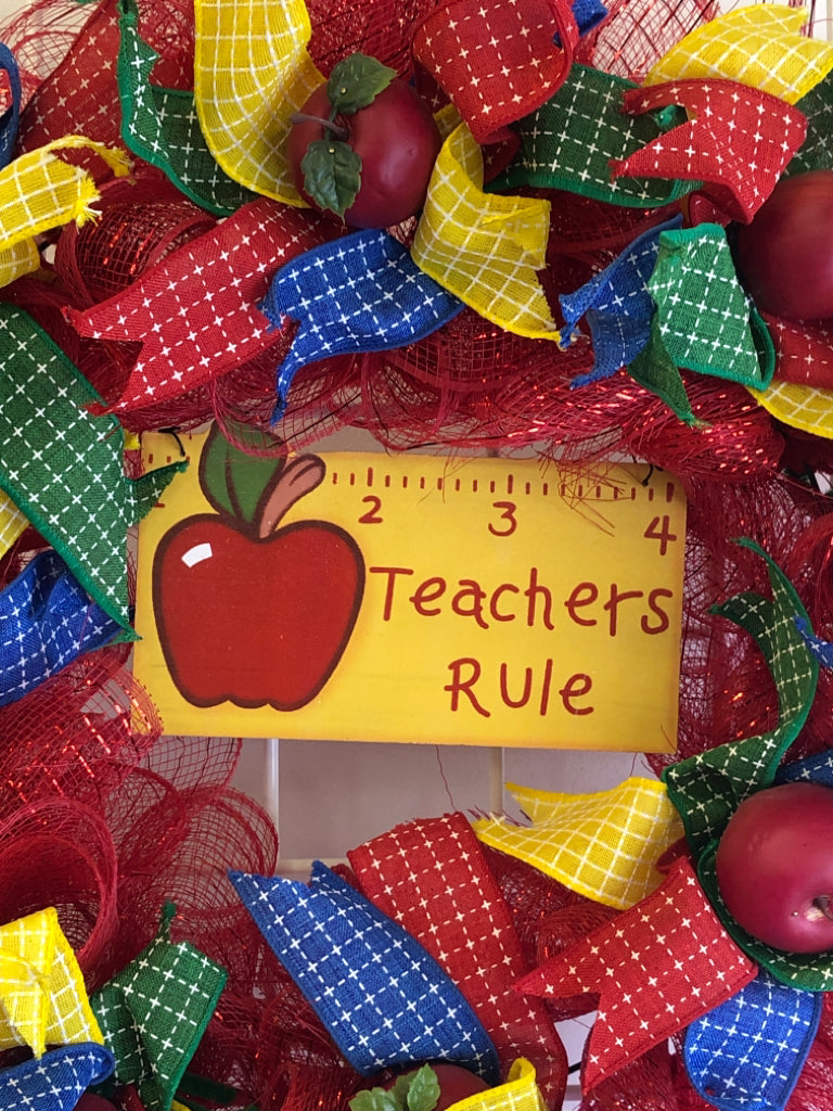 TEACHERS RULE TULLE WREATH.