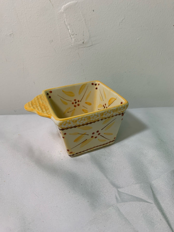 YELLOW TEMPTATIONS SMALL SQUARE BOWL ONE HANDLE.