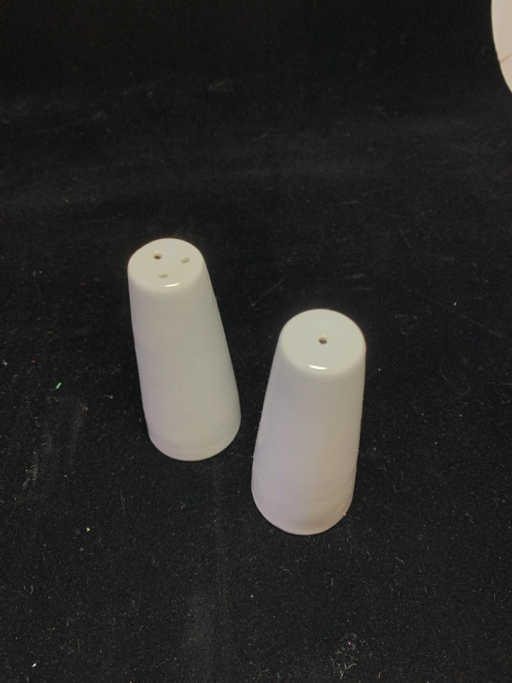 WHITE TAPERED SALT/PEPPER SHAKERS.